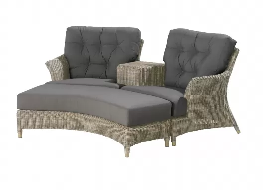 Dwuosobowy fotel wypoczynkowy VALENTINE z grubymi poduszkami na siedzisko i oparcie.wraz z podnóżkiem