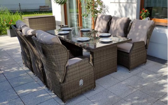 RAMONES - zestaw obiadowy ze stołem o dł. 200 cm i 6 fotelami brązowy matowy / blat czarny RAMONES - zestaw obiadowy ze stołem o dł. 200 cm i 6 fotelami brązowy matowy / blat czarny