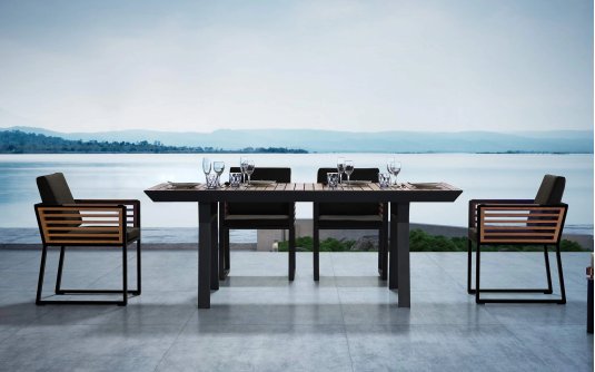 Komplet mebli ogrodowych stołowych NEW YORK aluminiowy ciemnoszary teak Komplet mebli ogrodowych stołowych NEW YORK aluminiowy ciemnoszary teak